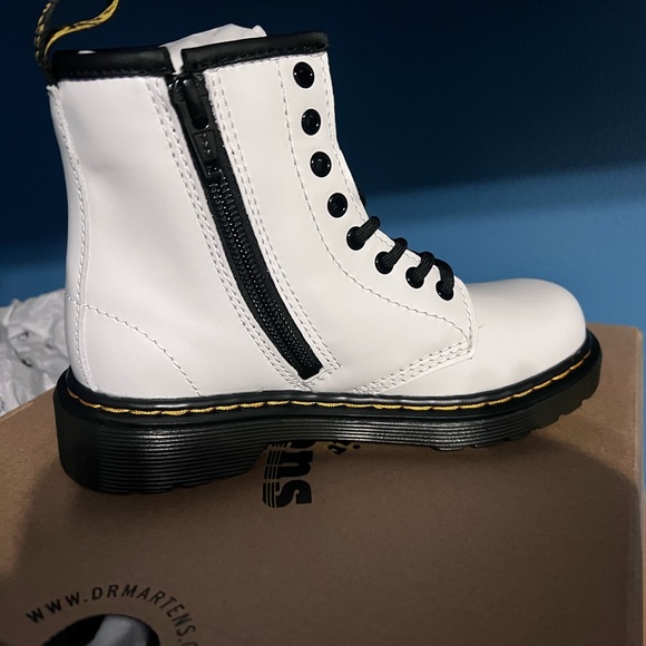 Brand New Never worn Doc Martens white. Youth size 12 - Picture 4 of 7